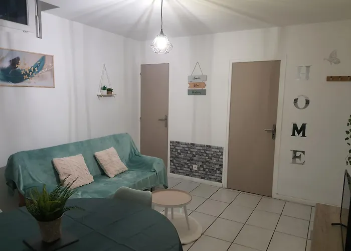 Maisonnette Abj * Anneyron